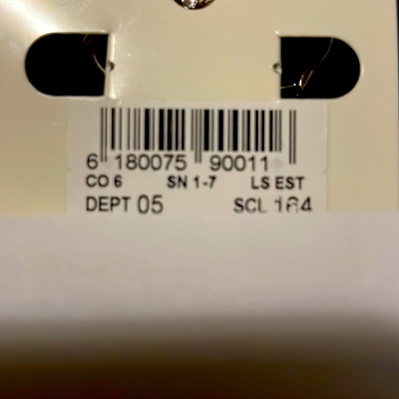 Custom Jewelry Earrings with Cubic Zirconium - Picture 4 of 4